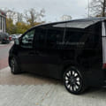 Аренда минивена Hyundai Staria такси заказать с водителем в Москве
