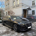 Аренда автомобиля Mercedes S-Class S223 с водителем заказать в Москве