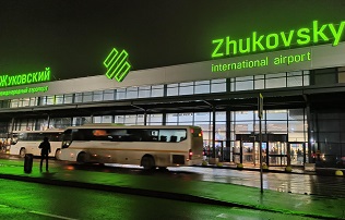 Заказ минивэна такси микроавтобуса в аэропорт Жуковский