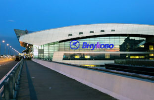 Заказать автобус микроавтобус такси минивэн в аэропорт Внуково